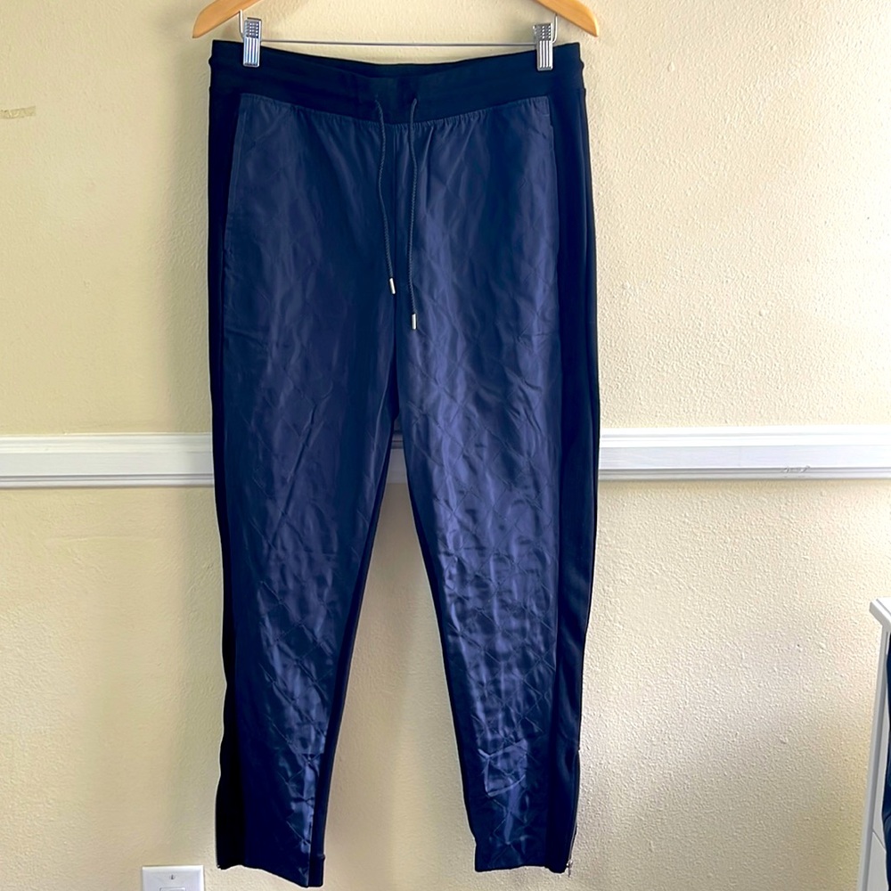 21 Men black pants